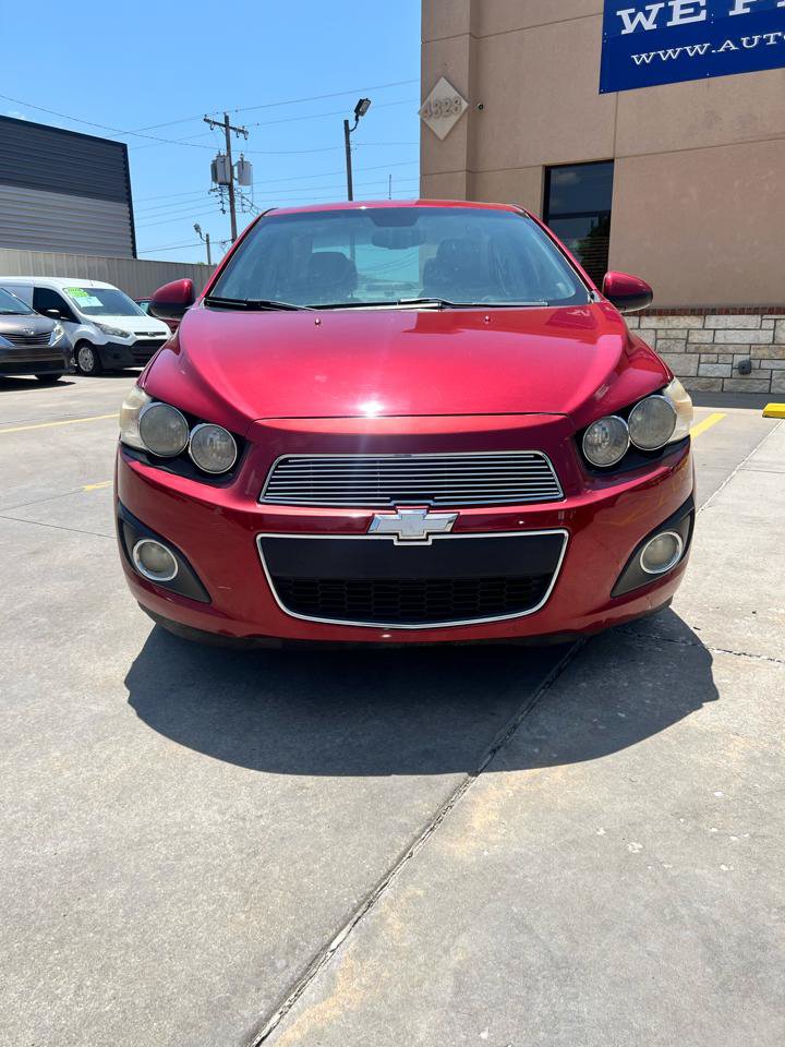 Used 2014 Chevrolet Sonic LT FWD image 4