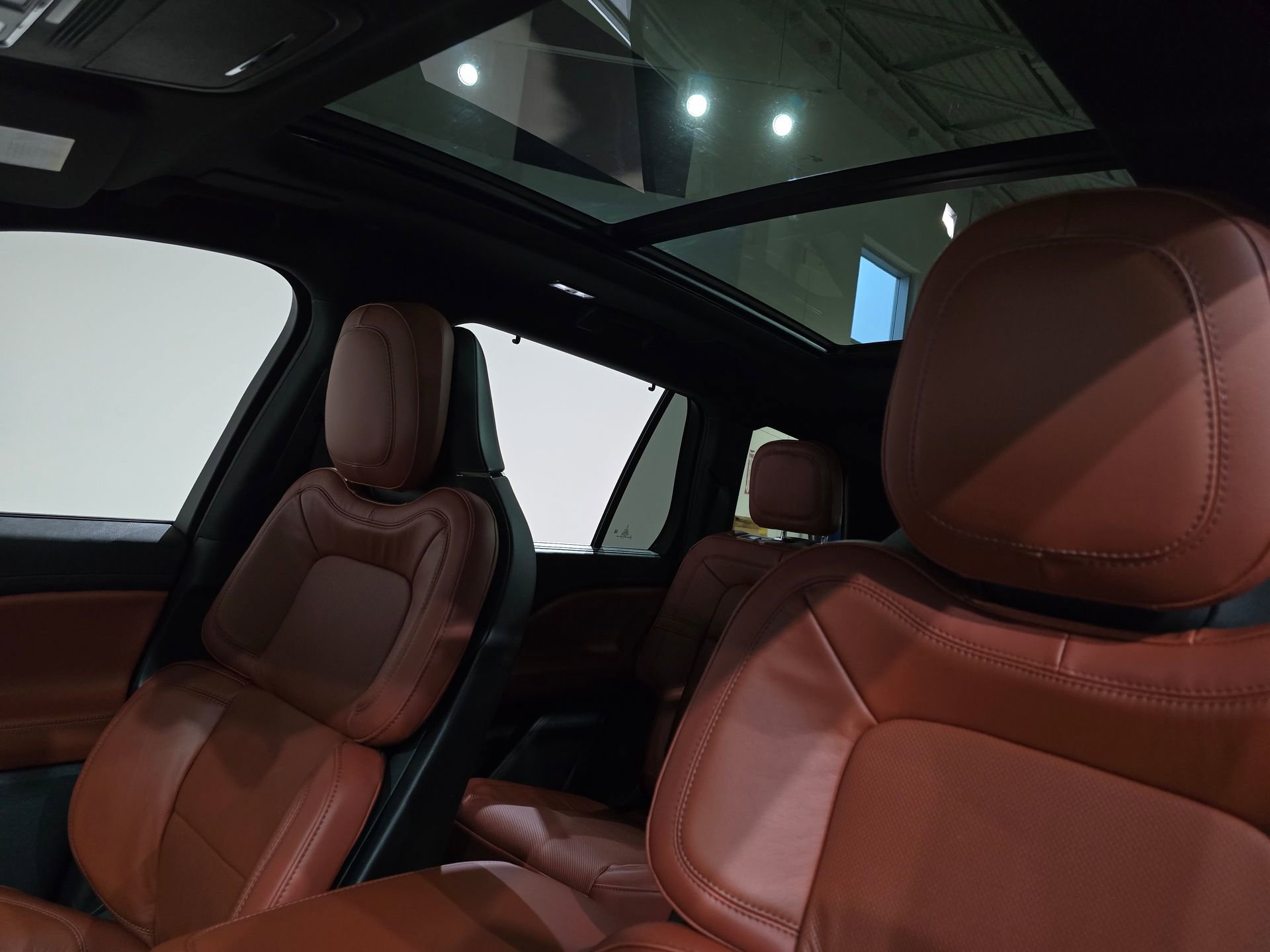 New 2025 Lincoln Aviator Reserve w/ Equipment Group 201A image 21