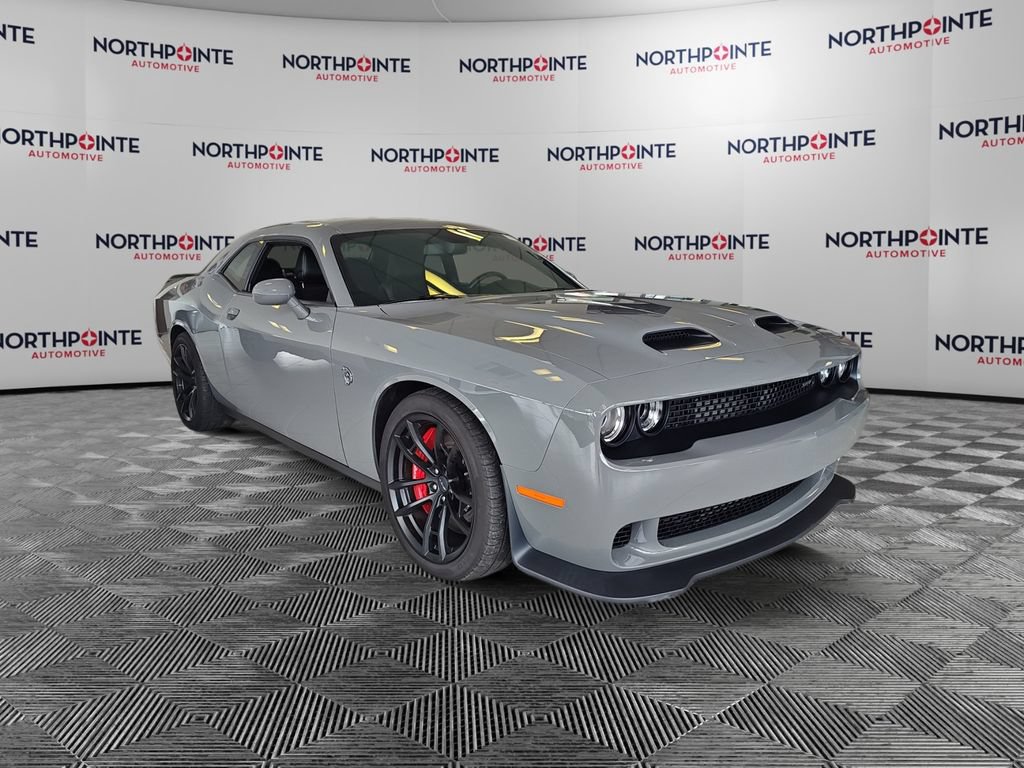Used 2023 Dodge Challenger SRT Hellcat w/ Driver Convenience Group RWD image 1