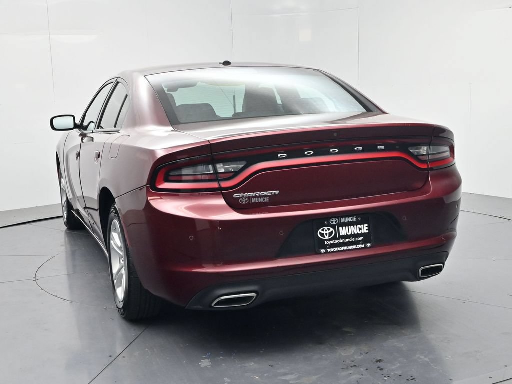 Used 2020 Dodge Charger SXT w/ Leather Interior Group RWD image 6