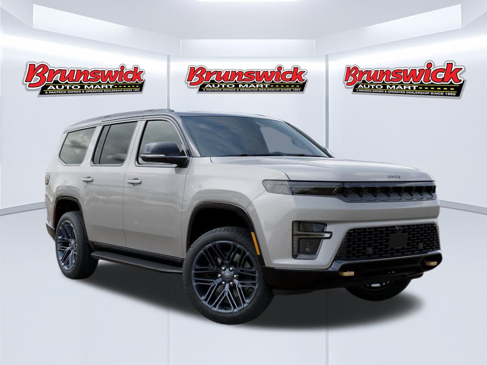 New 2026 Jeep Grand Wagoneer 4WD image 5