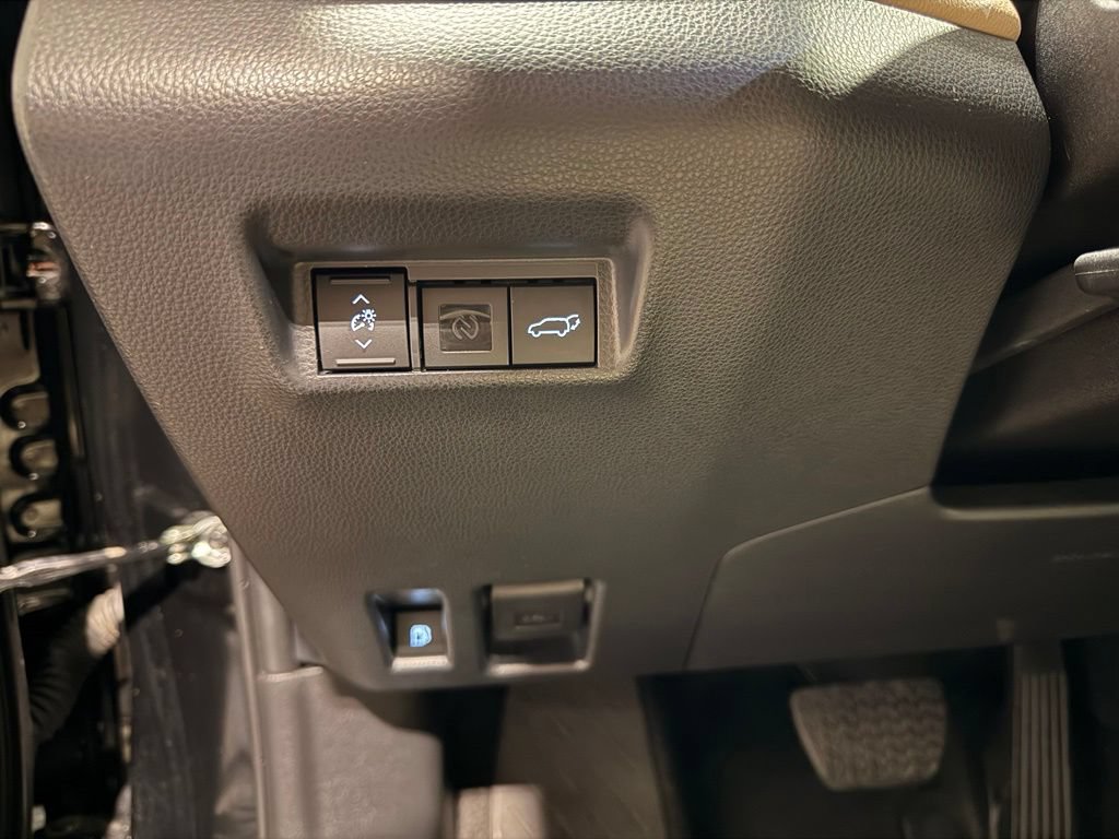 Used 2026 Toyota RAV4 XLE Premium FWD image 17