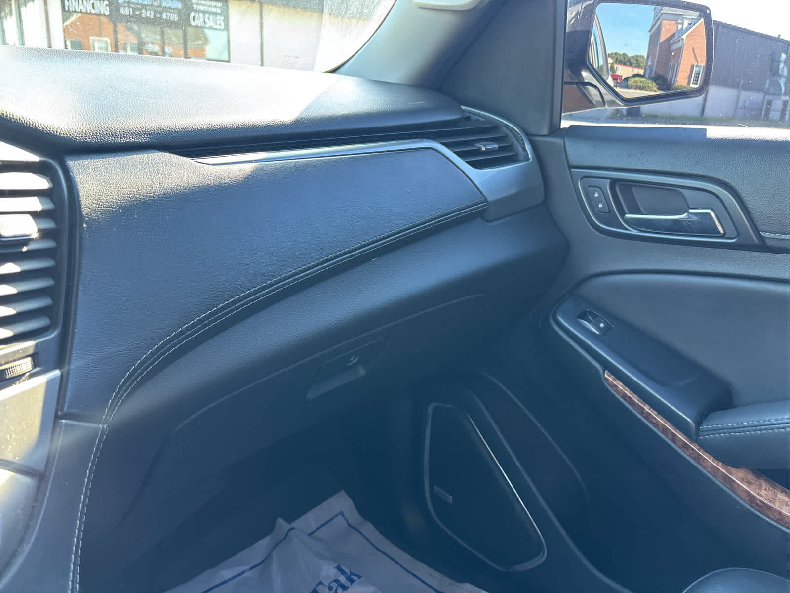 Used 2018 Chevrolet Tahoe Premier AWD/4WD image 30