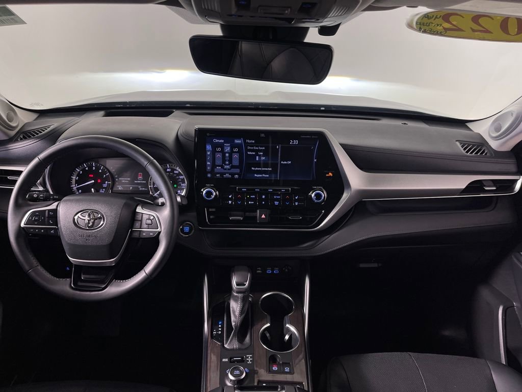 Certified 2022 Toyota Highlander Platinum image 14
