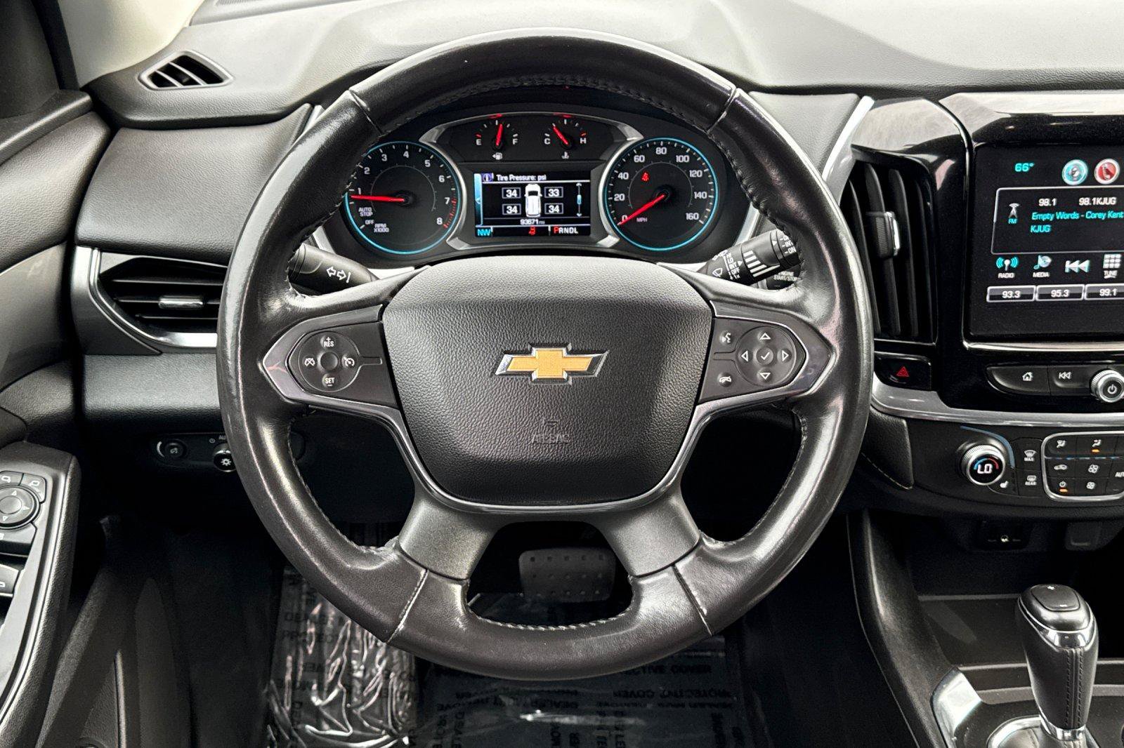 Used 2019 Chevrolet Traverse LT FWD image 16