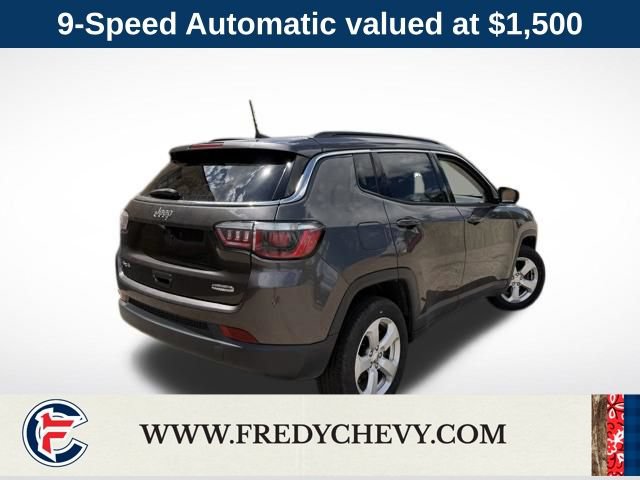 Used 2019 Jeep Compass Latitude w/ Cold Weather Group AWD/4WD image 4