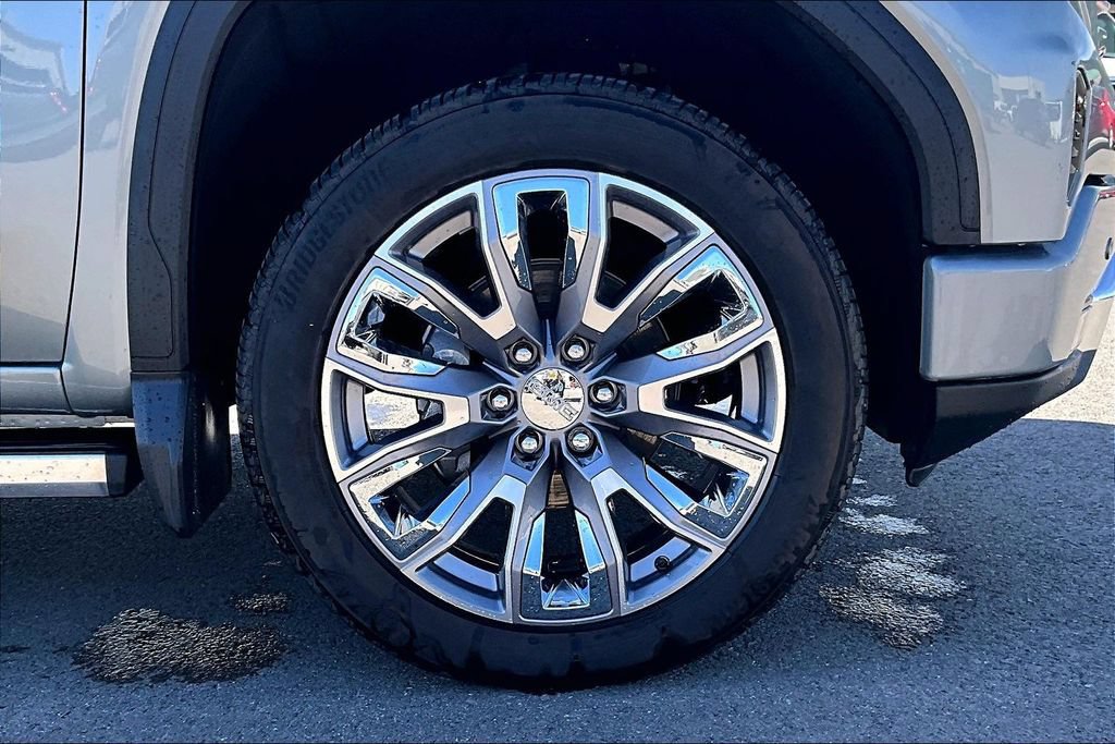 Used 2023 GMC Sierra 1500 Denali w/ Denali Reserve Package AWD/4WD image 9