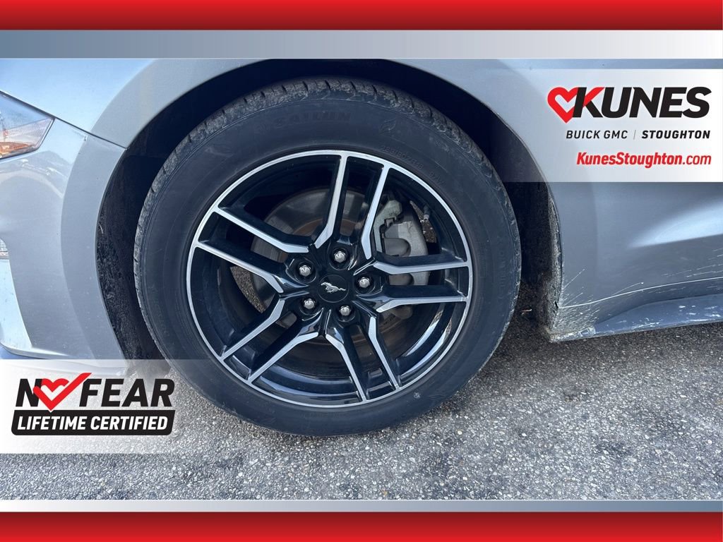 Used 2023 Ford Mustang Convertible image 18