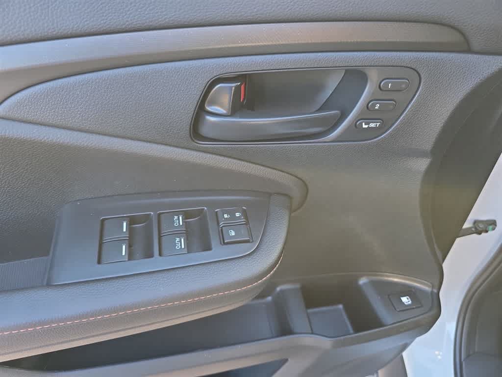Certified 2026 Honda Ridgeline TrailSport image 17