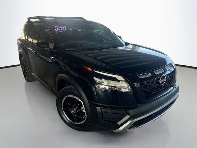 Used 2023 Nissan Pathfinder Rock Creek image 2