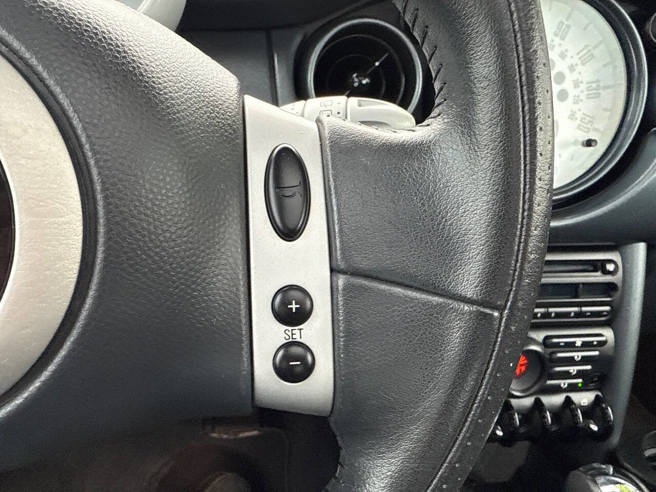 Used 2004 MINI Cooper Hardtop image 25