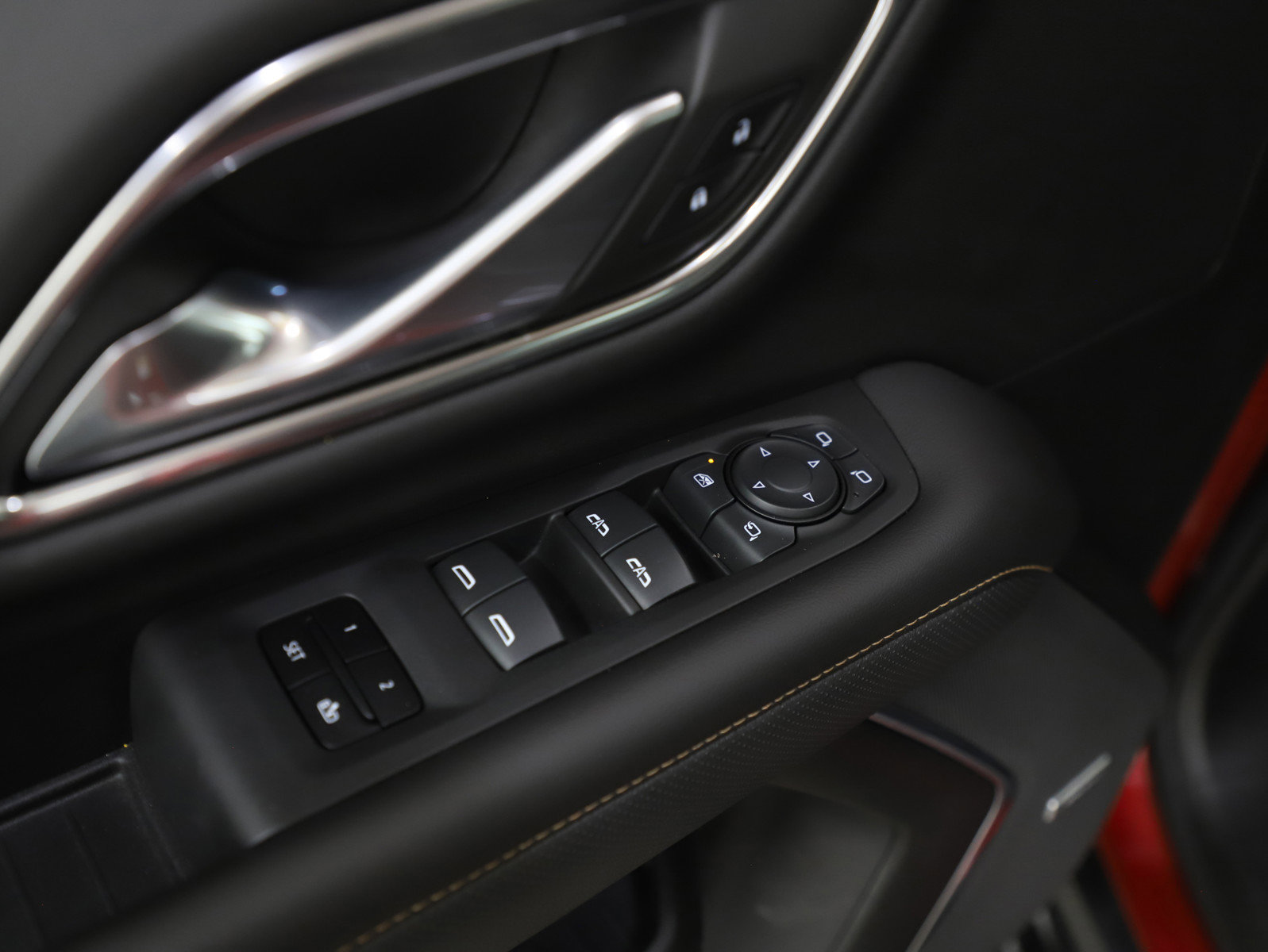 Used 2021 GMC Yukon XL AT4 image 23