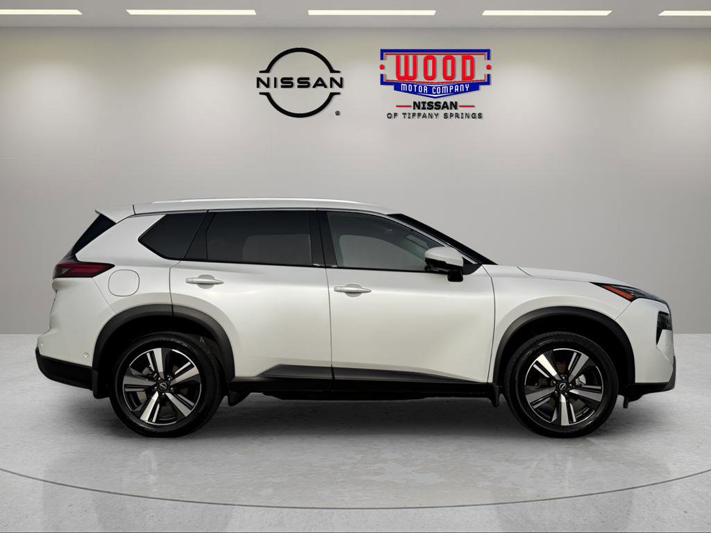 Certified 2025 Nissan Rogue SL image 2