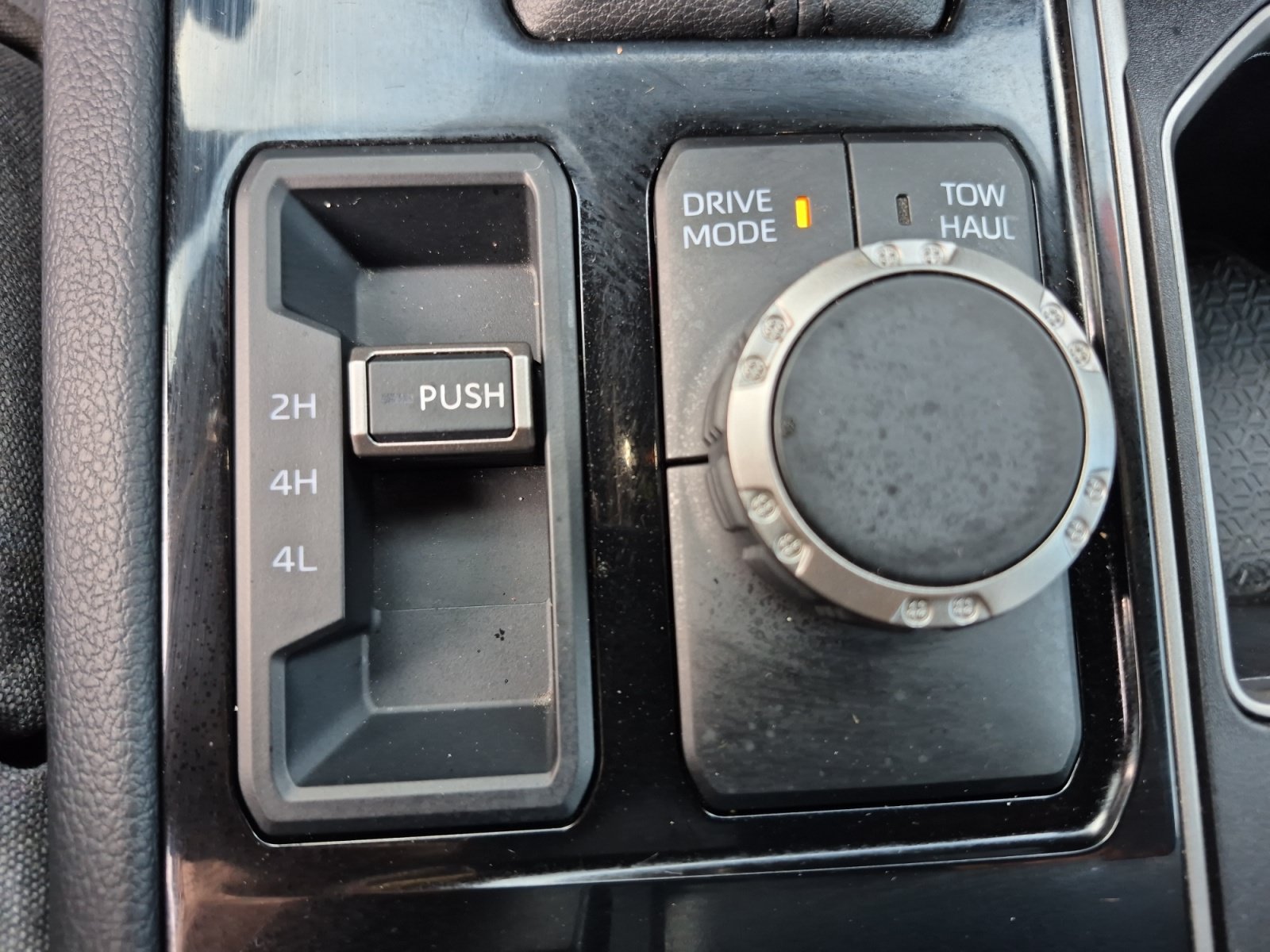 Certified 2025 Toyota Tundra Limited AWD/4WD image 31