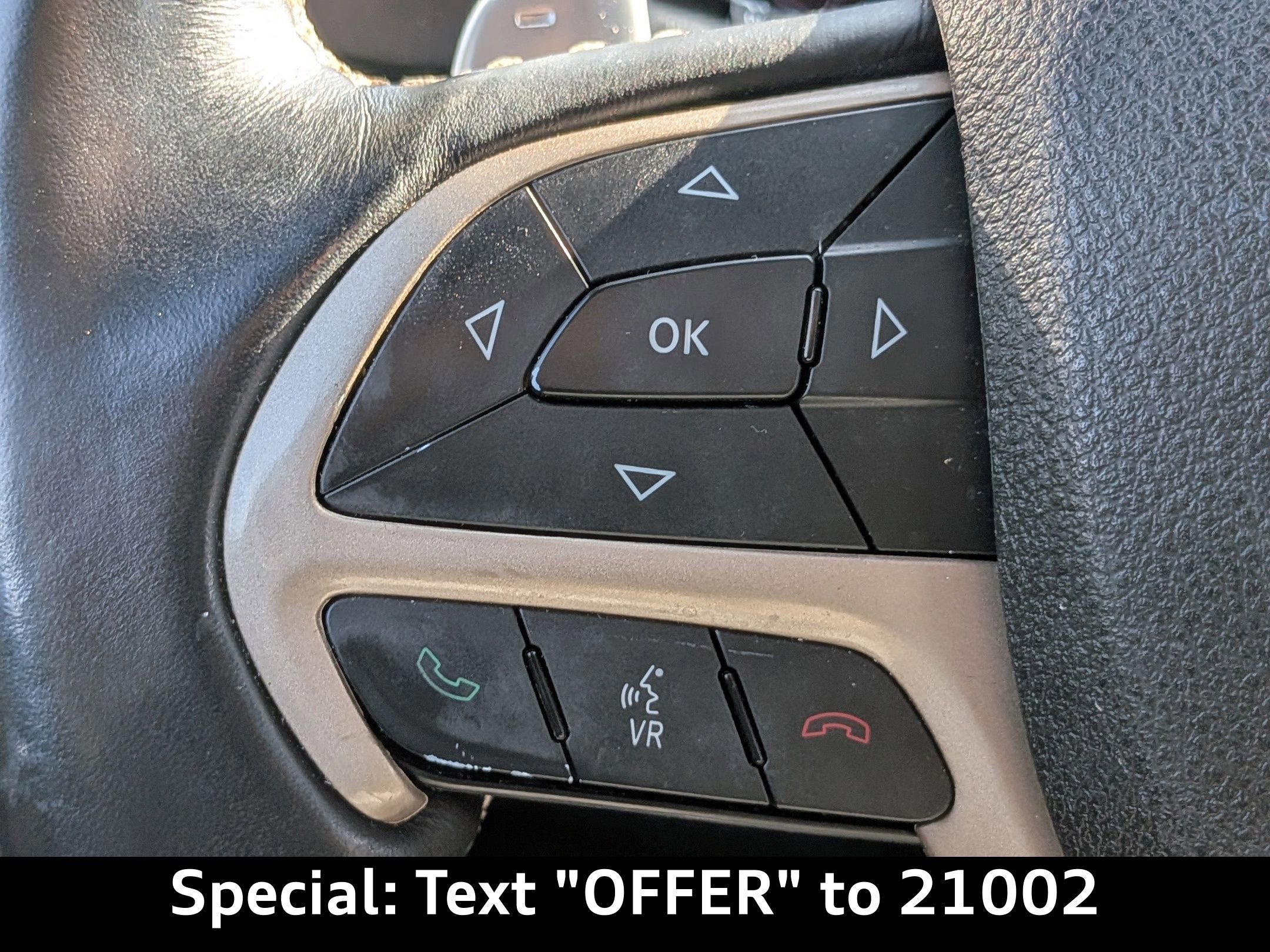 Used 2015 Jeep Grand Cherokee Overland image 28