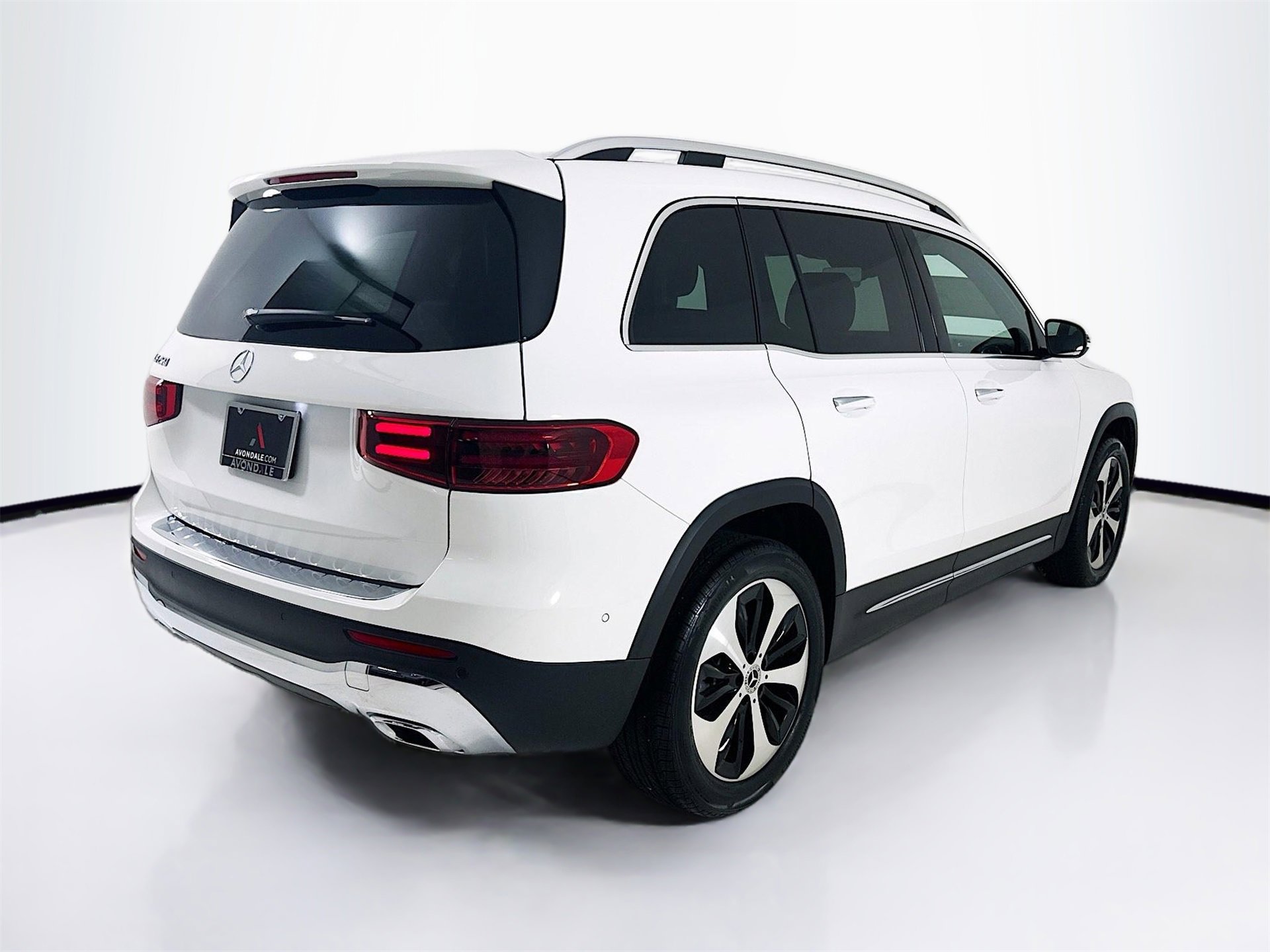 New 2026 Mercedes-Benz GLB 250 image 8