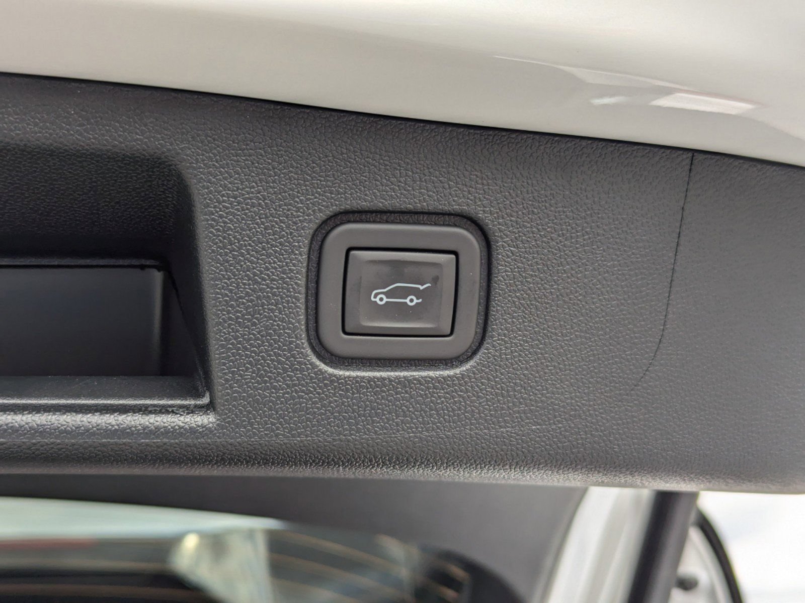 New 2024 Chevrolet Blazer EV RS AWD/4WD image 12