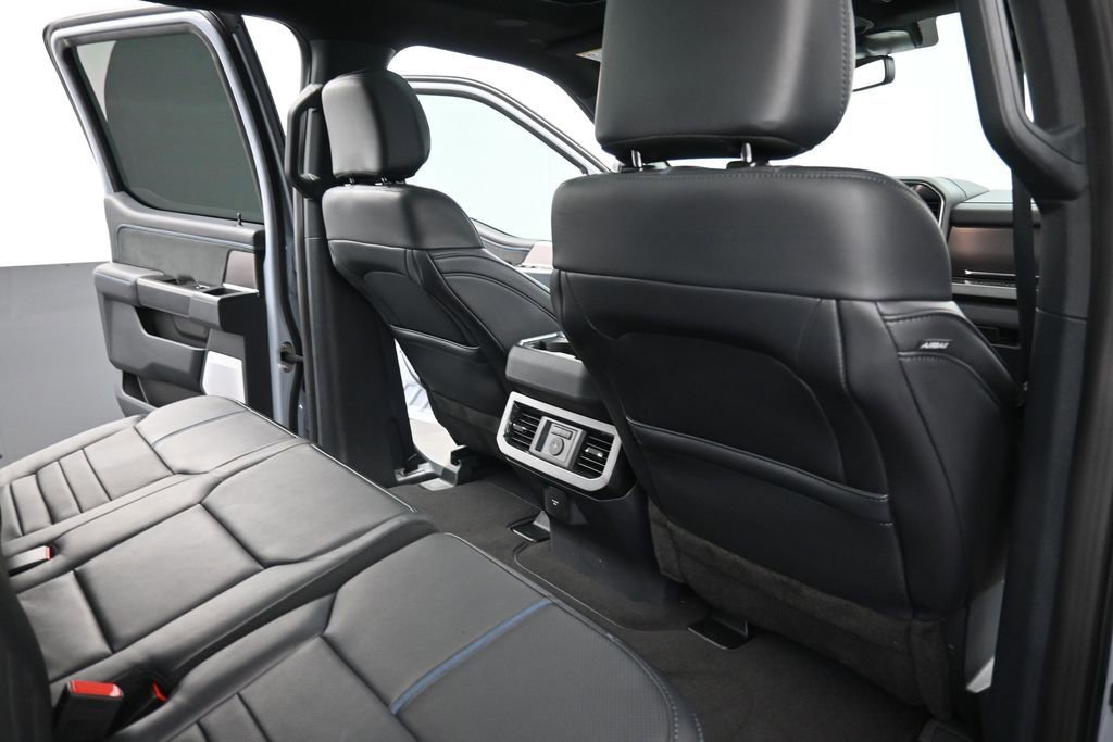 Used 2026 Ford F250 Platinum AWD/4WD image 16