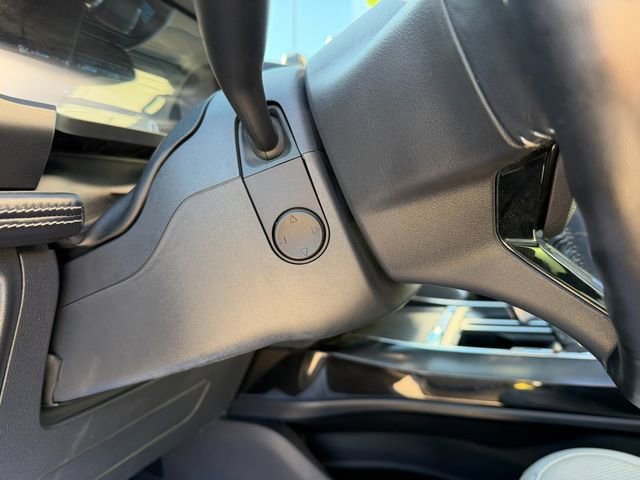 Used 2022 Ford F150 Lightning Platinum image 53