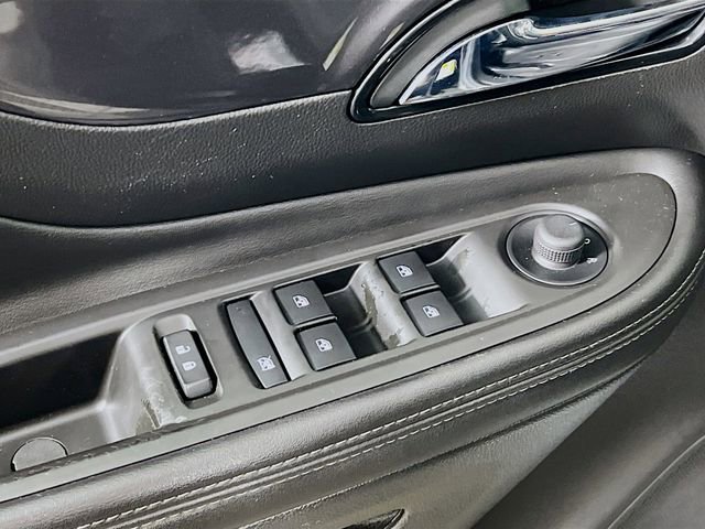 Used 2019 Buick Encore Preferred image 9
