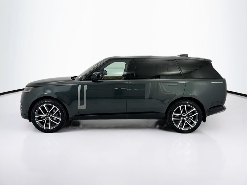 New 2026 Land Rover Range Rover Long Wheelbase SE AWD/4WD image 8