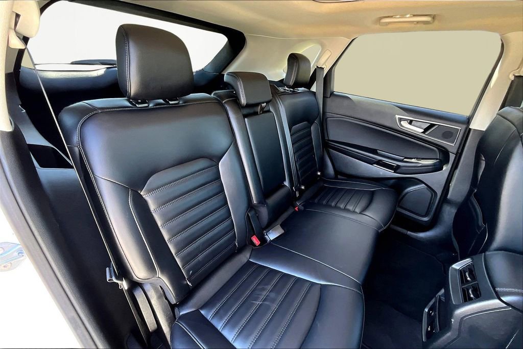 Used 2022 Ford Edge SEL w/ Convenience Package image 27