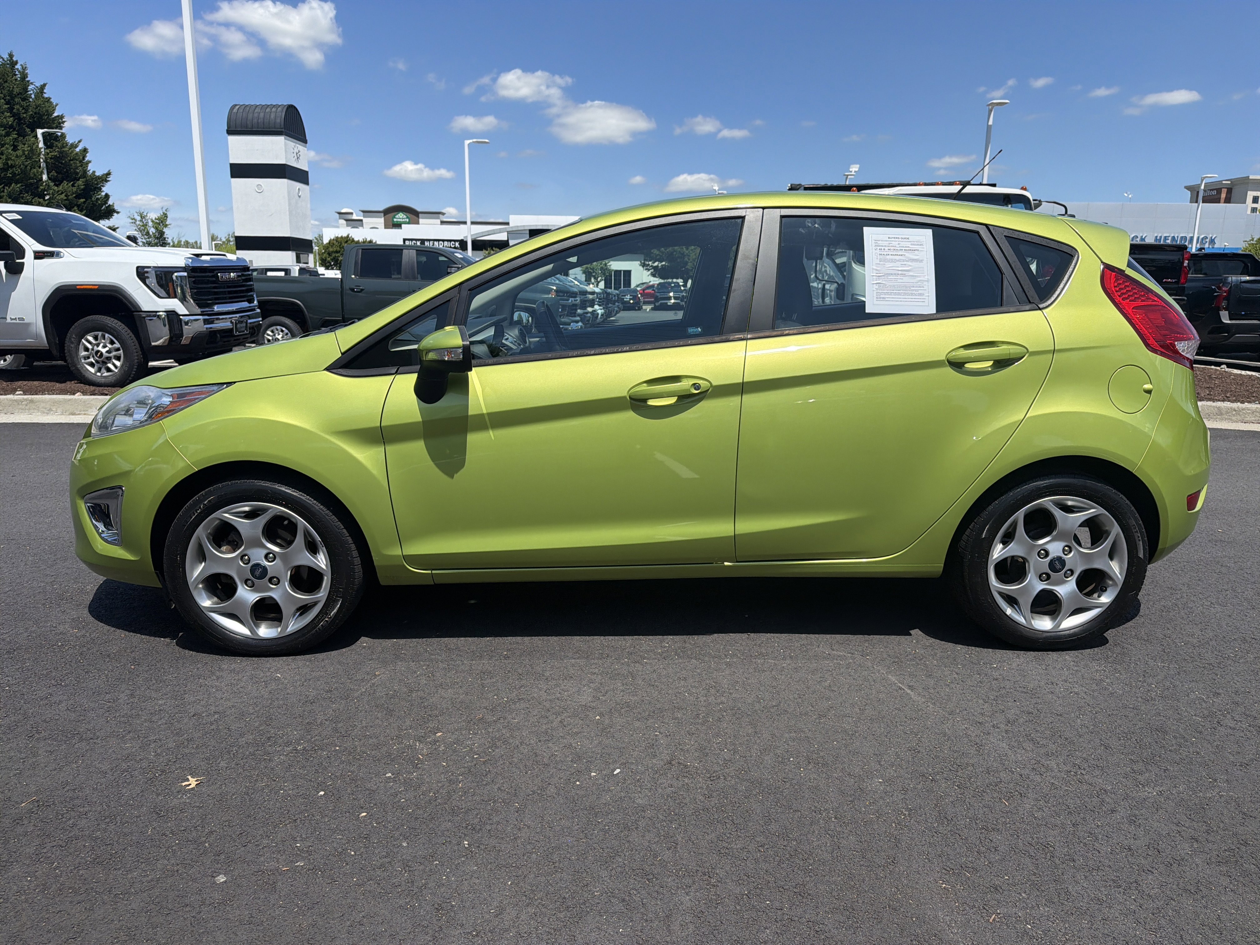 Used 2011 Ford Fiesta SES FWD image 7