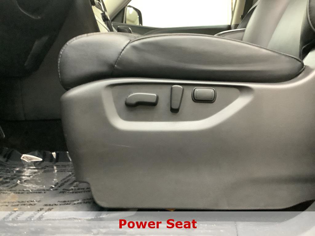 Used 2024 Nissan Armada SV image 13