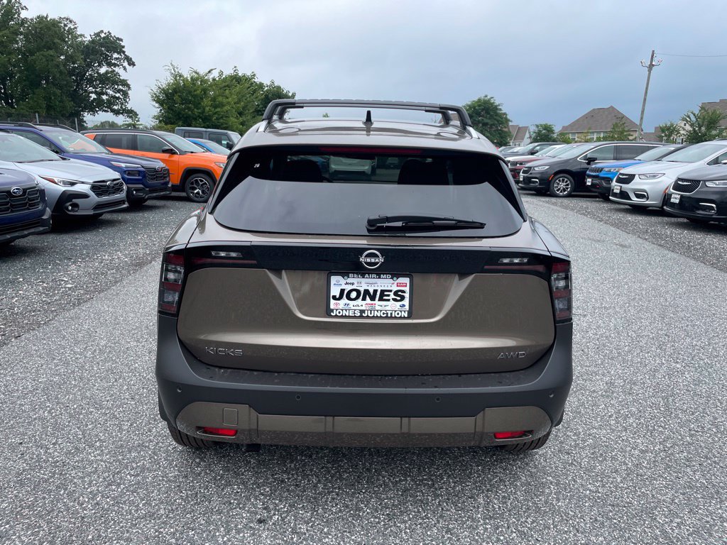 New 2026 Nissan Kicks SV w/ Cold Weather Package AWD/4WD image 5