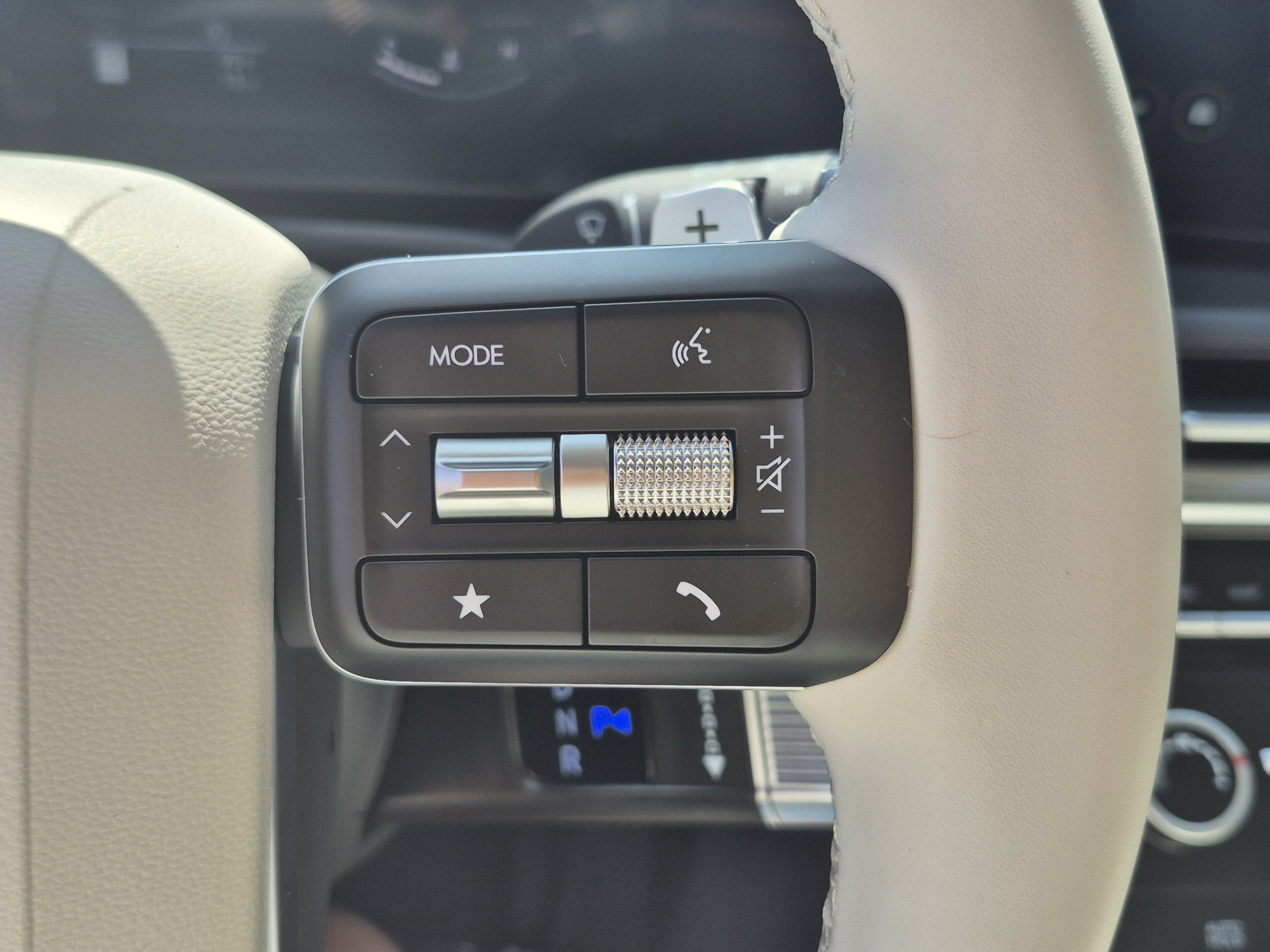 New 2027 Hyundai Santa Fe SE FWD image 32