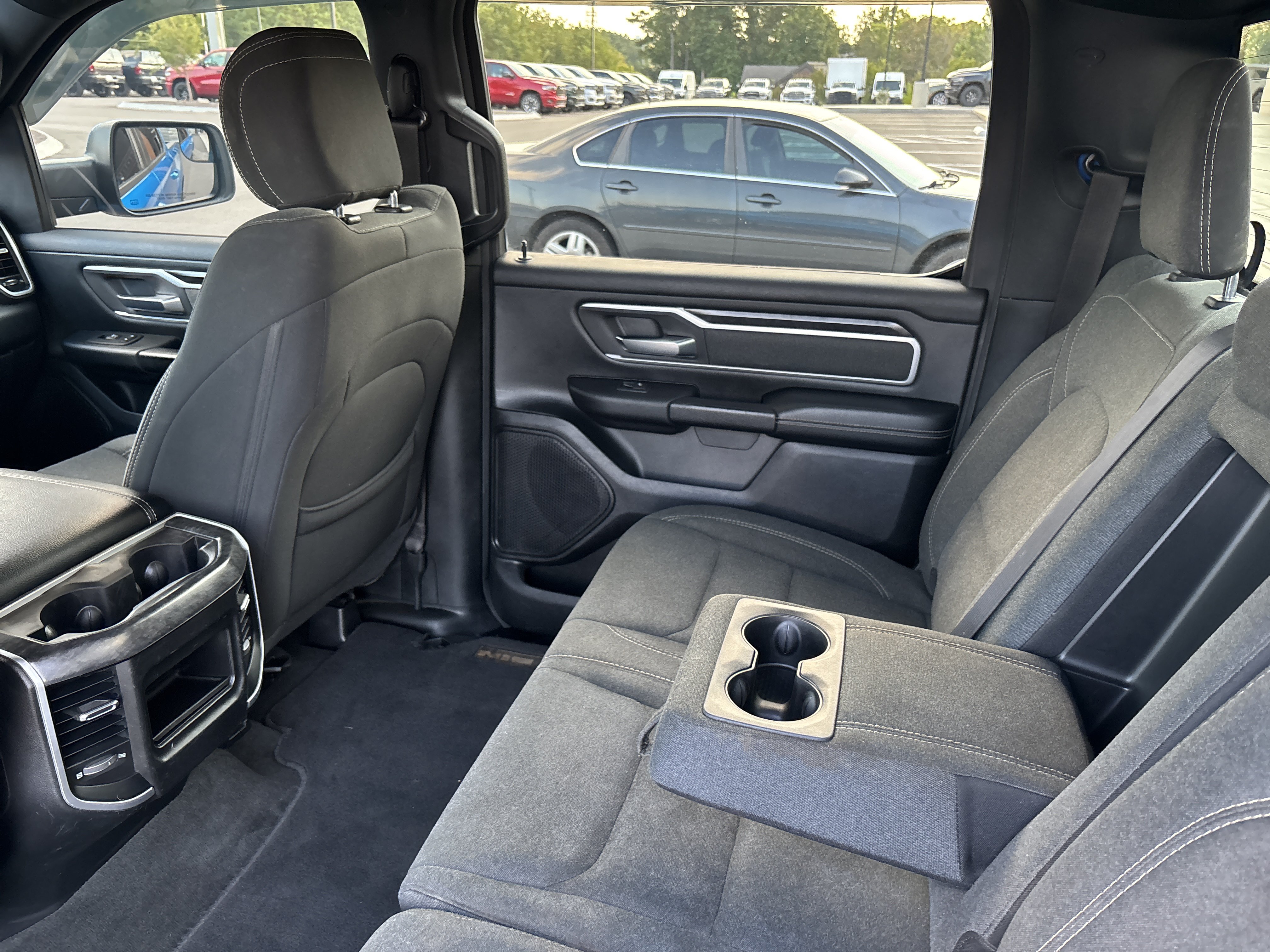 Used 2020 RAM 1500 Big Horn AWD/4WD image 34