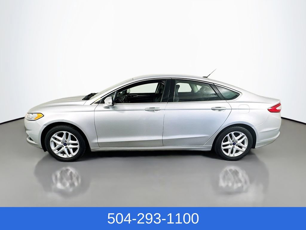 Used 2016 Ford Fusion SE w/ Equipment Group 202A image 8