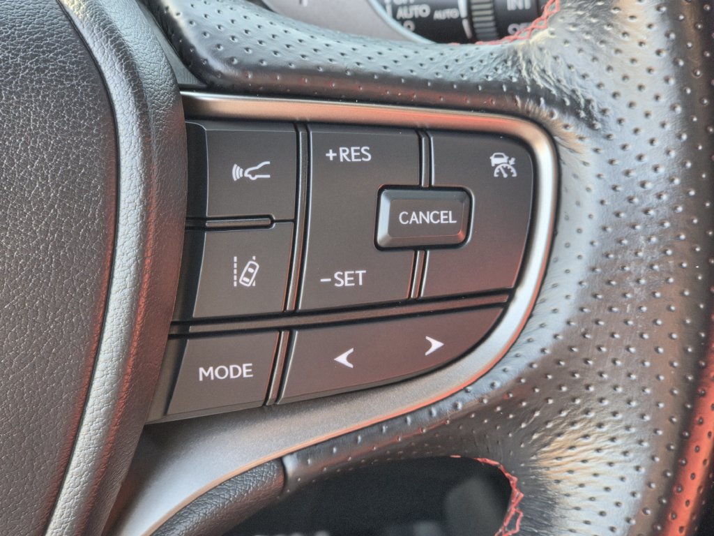 Used 2022 Lexus UX 200 F Sport w/ F Sport Premium Package FWD image 22