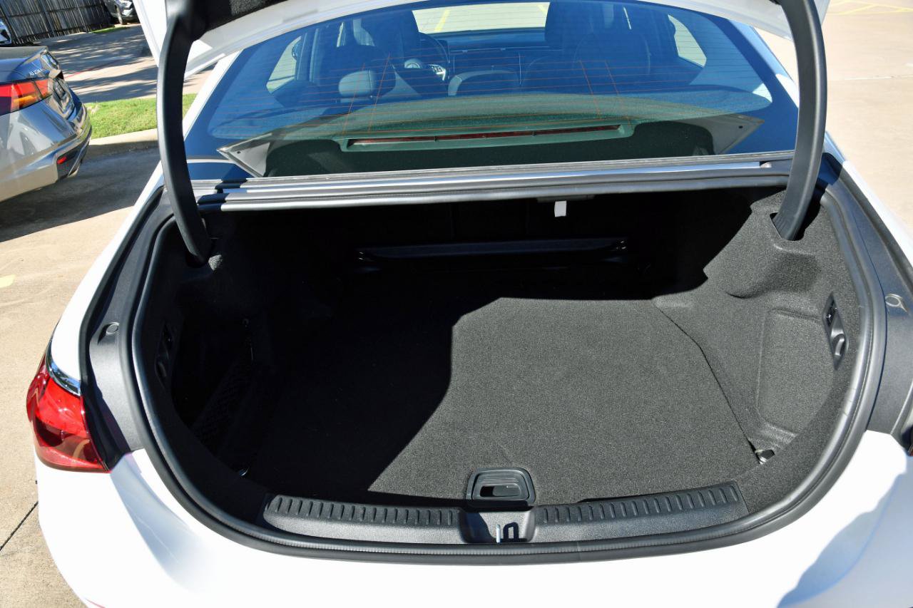 Used 2025 Mercedes-Benz E 350 Sedan image 7