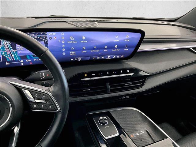 Used 2025 Buick Enclave Sport Touring w/ Power Package FWD image 8