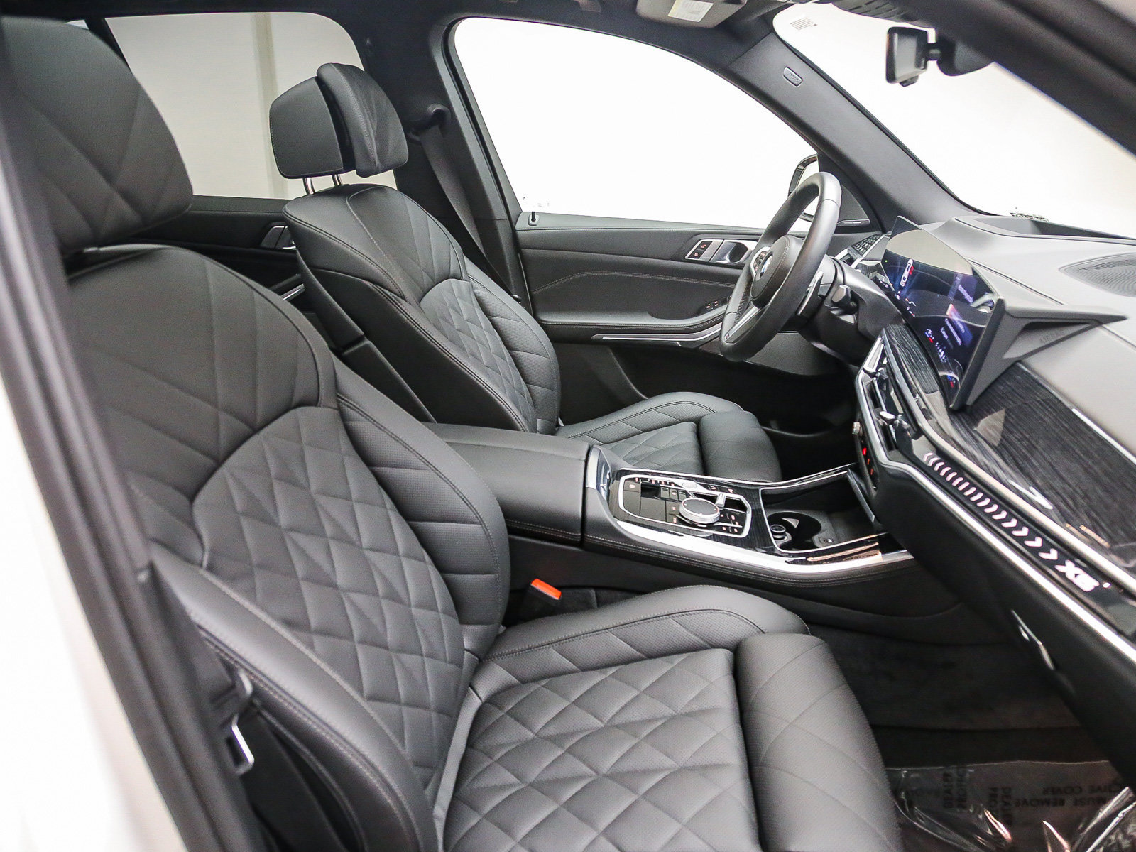 Used 2026 BMW X5 sDrive40i w/ M Sport Package RWD image 17