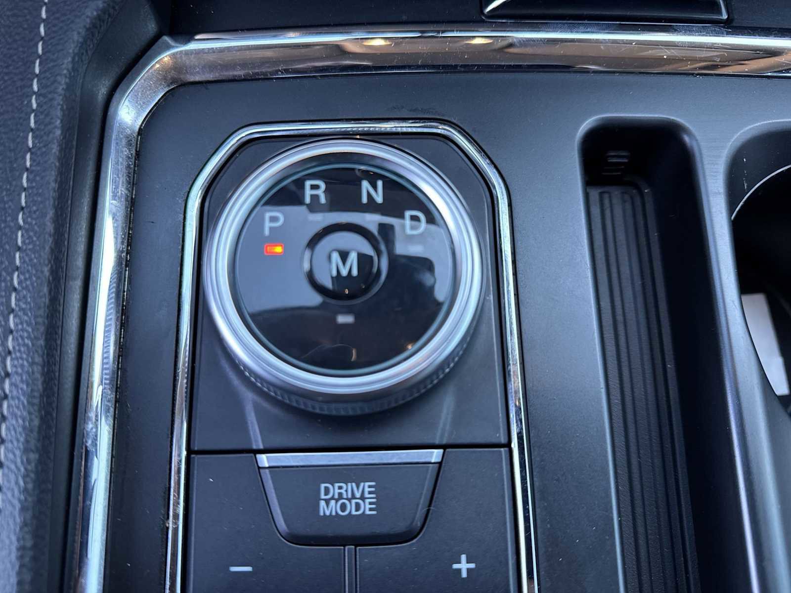 Used 2024 Ford Expedition XLT image 29