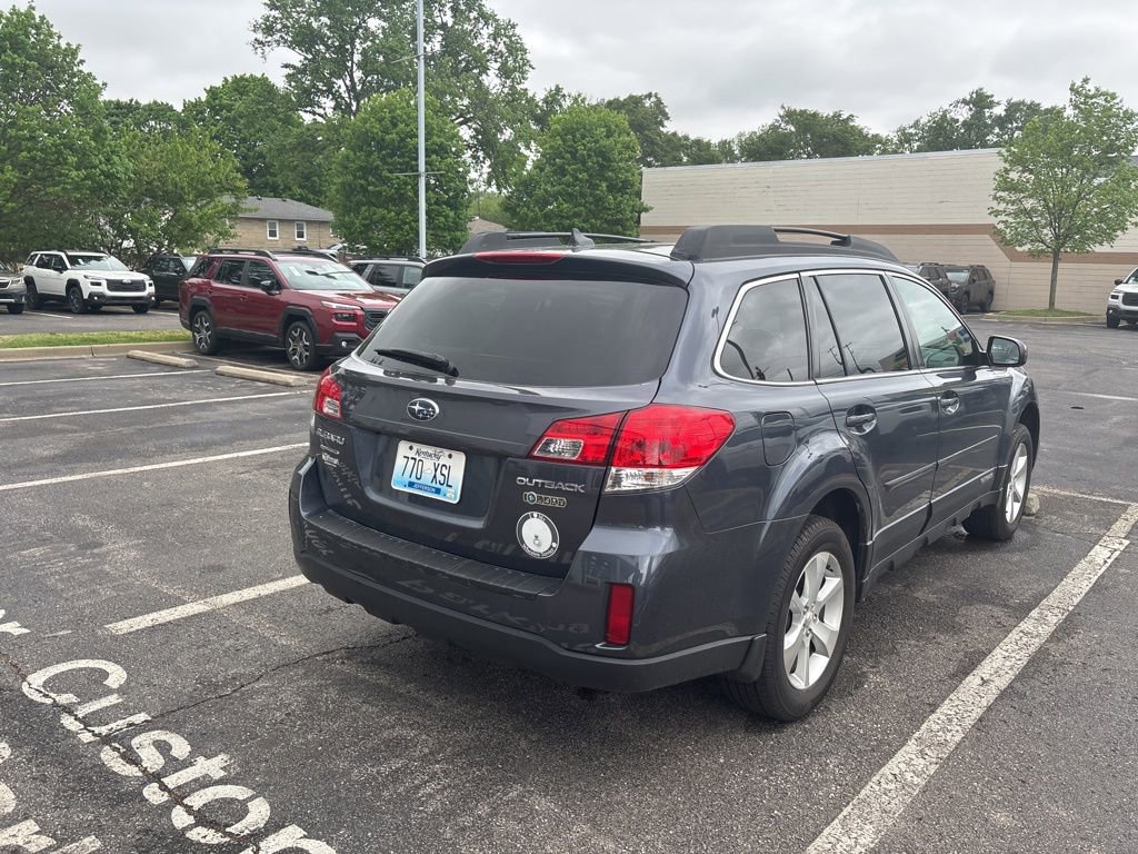 Used 2014 Subaru Outback 2.5i Limited w/ Moonroof Package AWD/4WD image 11