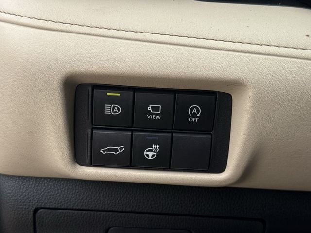 Used 2023 Toyota Highlander Platinum FWD image 26