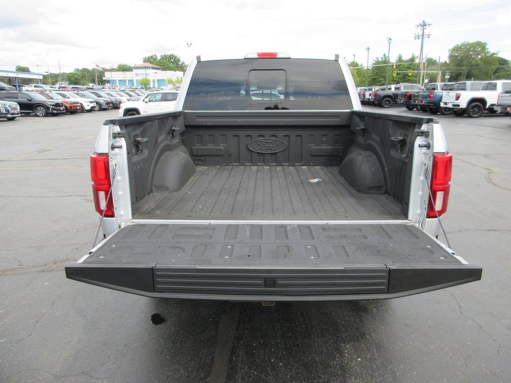 Used 2019 Ford F150 Platinum w/ Equipment Group 701A Luxury AWD/4WD image 8