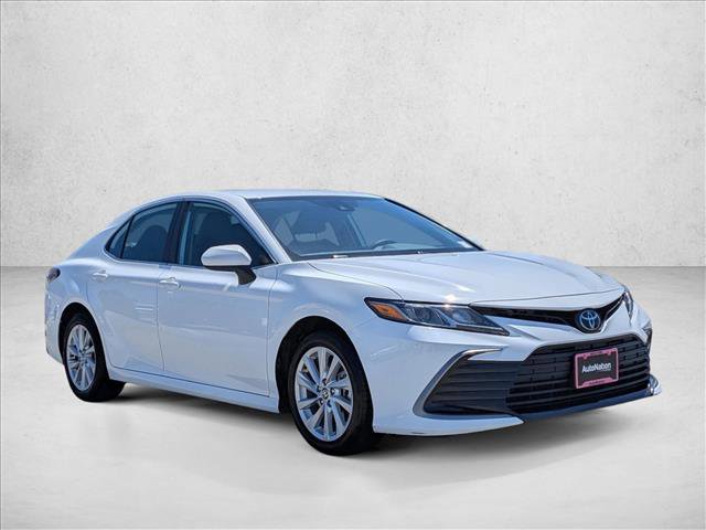 Used 2024 Toyota Camry LE FWD image 3