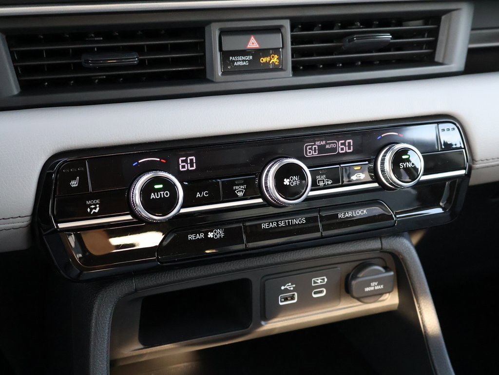 New 2025 Honda Pilot Touring image 16