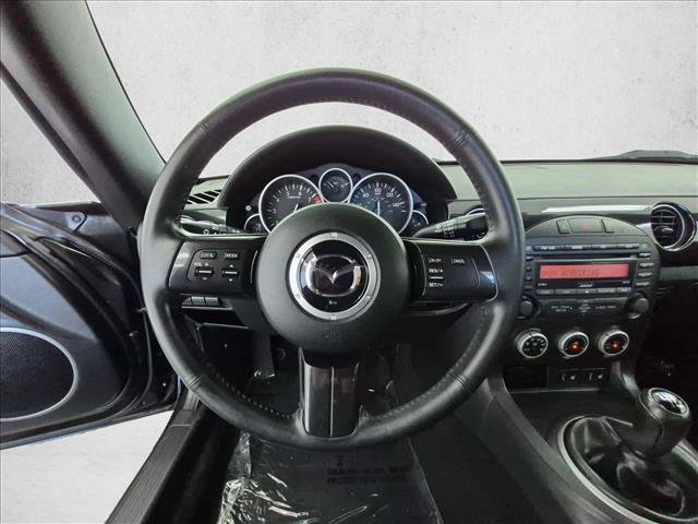 Used 2013 MAZDA MX-5 Miata Grand Touring RWD image 21