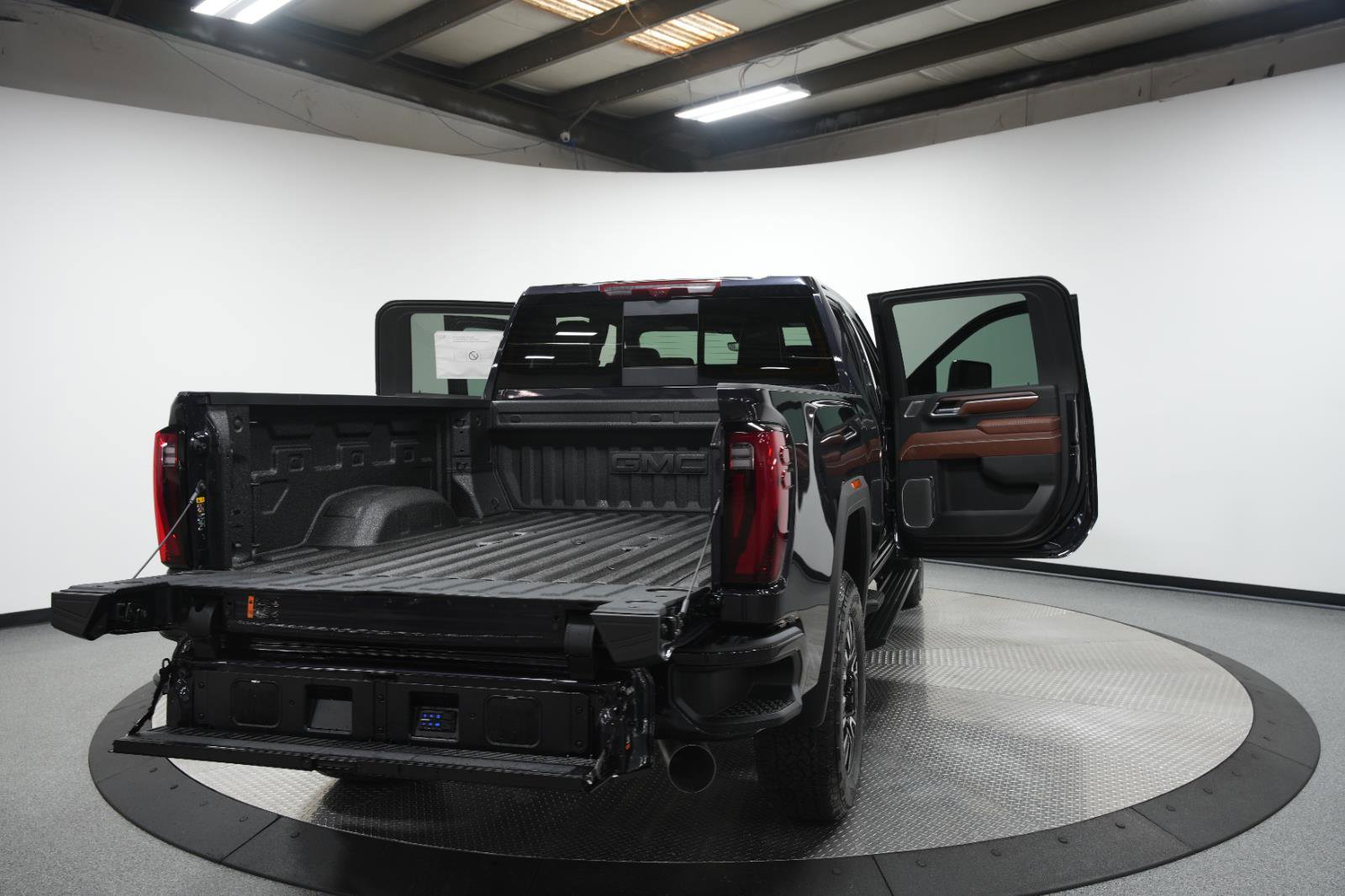 New 2026 GMC Sierra 2500 Denali Ultimate image 12