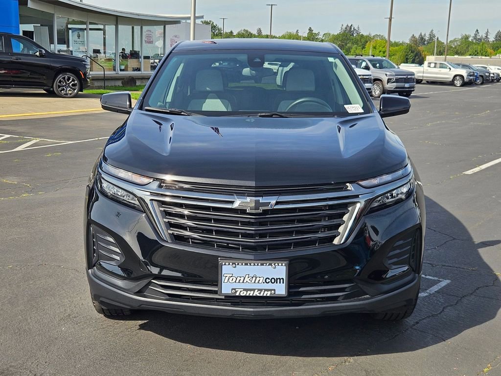 Used 2024 Chevrolet Equinox LS w/ LS Convenience Package AWD/4WD image 9