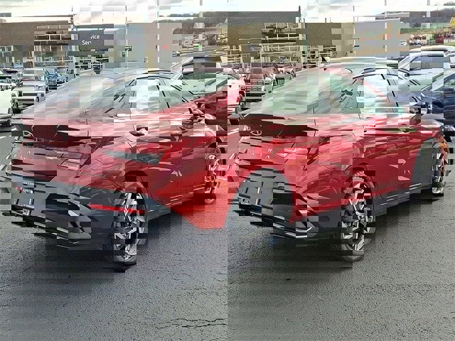 Certified 2024 Hyundai Elantra SEL w/ Convenience Package image 6