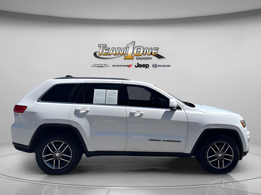 Used 2018 Jeep Grand Cherokee Laredo RWD image 9