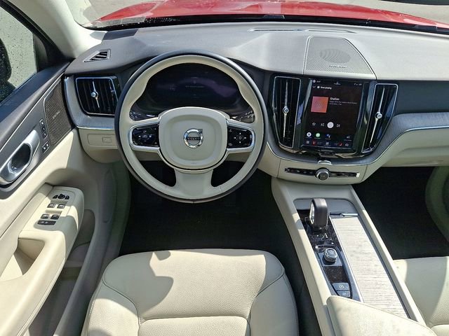 Used 2024 Volvo XC60 B5 Plus w/ Climate Package AWD/4WD image 11