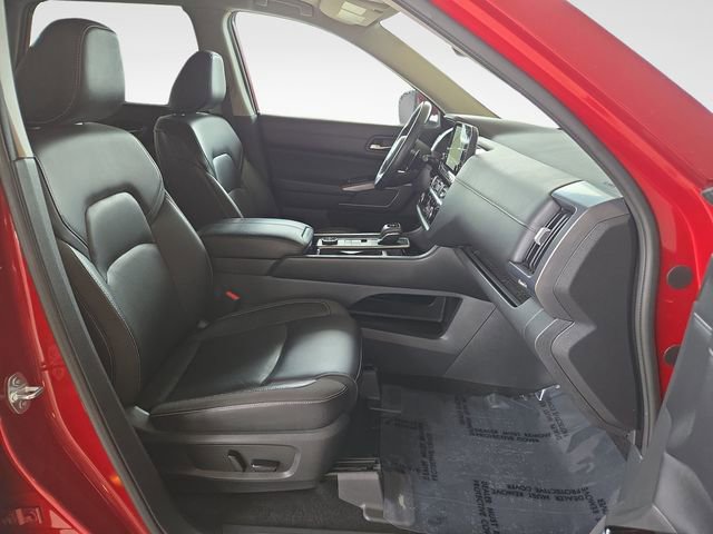 Used 2022 Nissan Pathfinder SL AWD/4WD image 32