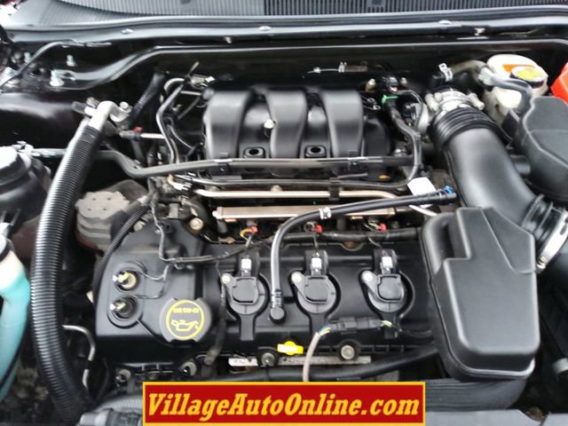 Used 2019 Ford Taurus Limited image 45